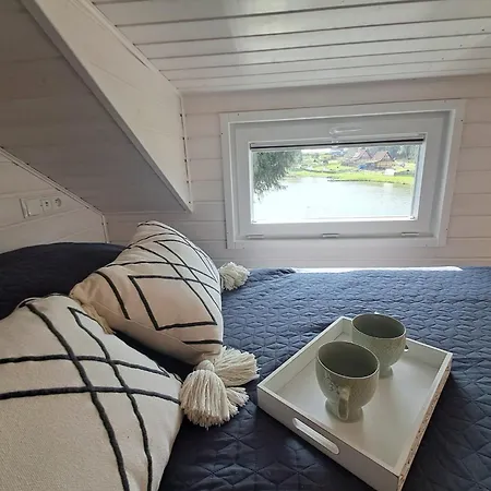 Mazurski Papy Smerfa Plaza Pomost Jezioro Prywatny Staw Gospodarstwo Pasieka *