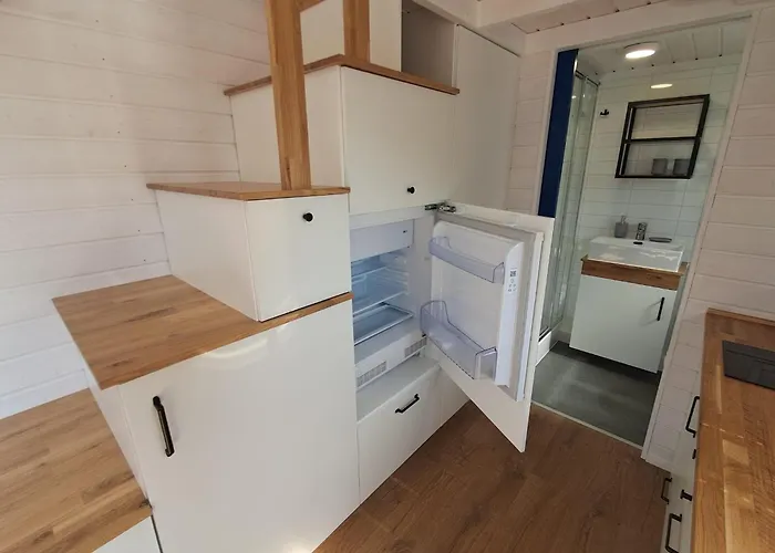 Mazurski Papy Smerfa Plaza Pomost Jezioro Prywatny Staw Gospodarstwo Pasieka Σπίτι διακοπών